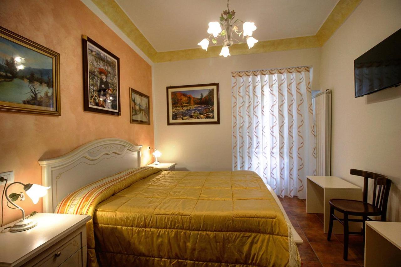 B&B In Centro A Pacentro Екстер'єр фото
